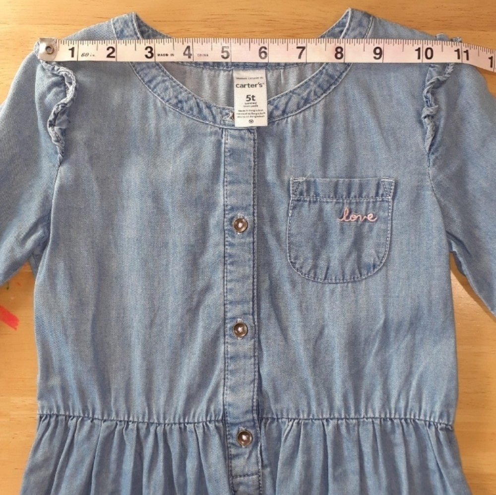 🌸🌸HOST PICK!!🌸🌸Carter's Girls Denim Dress Size 5T PERFECT CONDITION - Picture 3 of 6